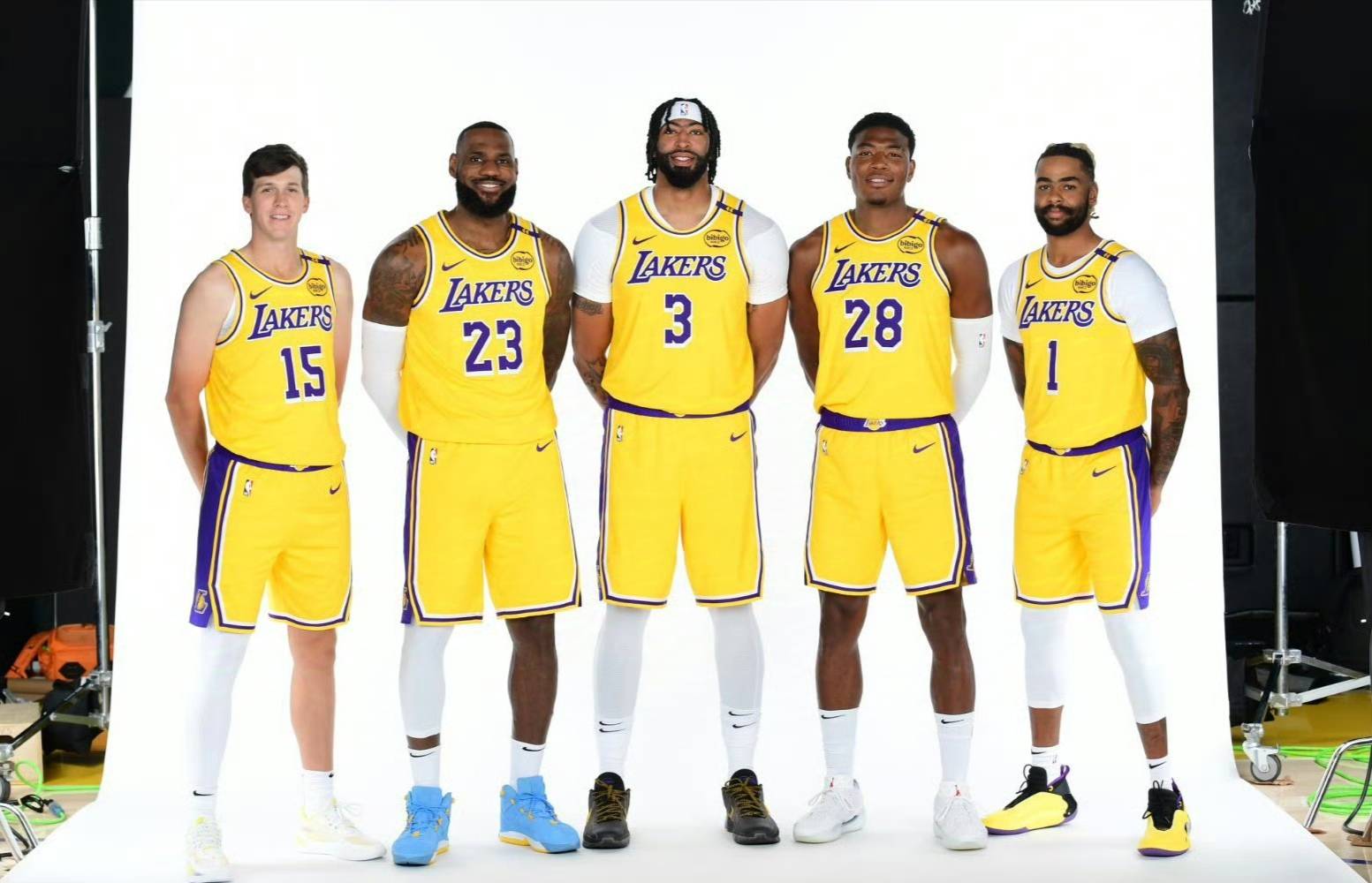 关于当下热门：全球篮球壮观盛况的信息