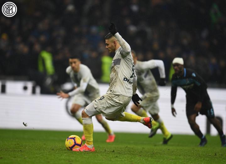 包含帕罗洛主罚点球，救主佛罗伦萨不败的词条