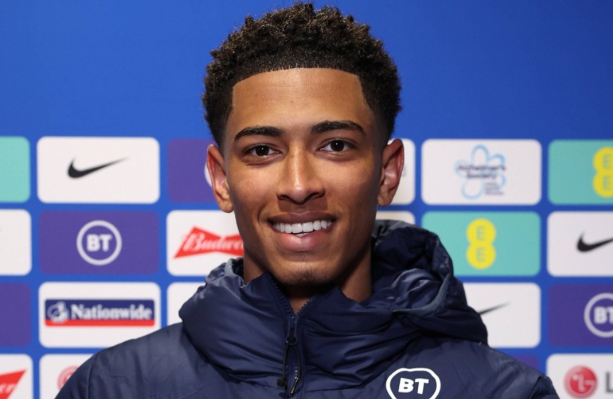 包含贝林厄姆五连胜继续领跑积分榜，莱比锡主帅陷下课危机！的词条